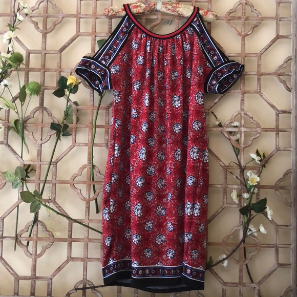 NWT Max Studio Red cold shoulder printed dress. - Picture 5 of 8